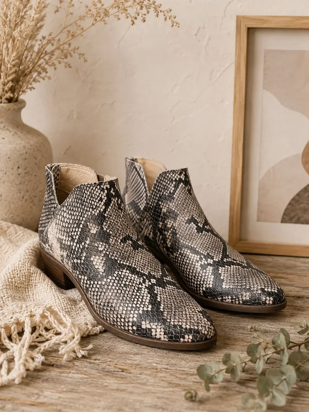 Dolce Vita Karsen Snake Print Ankle Booties Faux Leather Vegan Women's Size 6